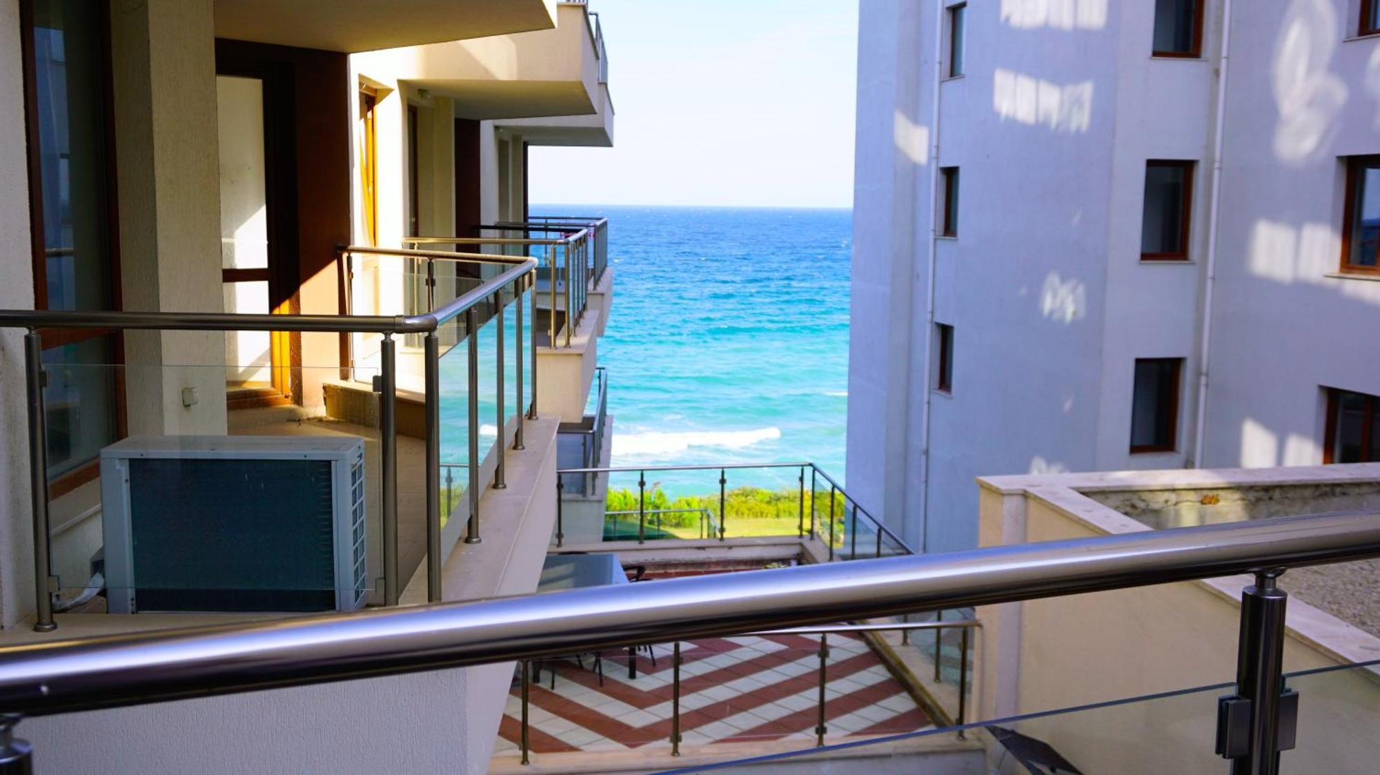Апартаменти Бяла Клиф На Плажа - Apartments Byala Cliff First Line Byala (Varna) Quarto foto